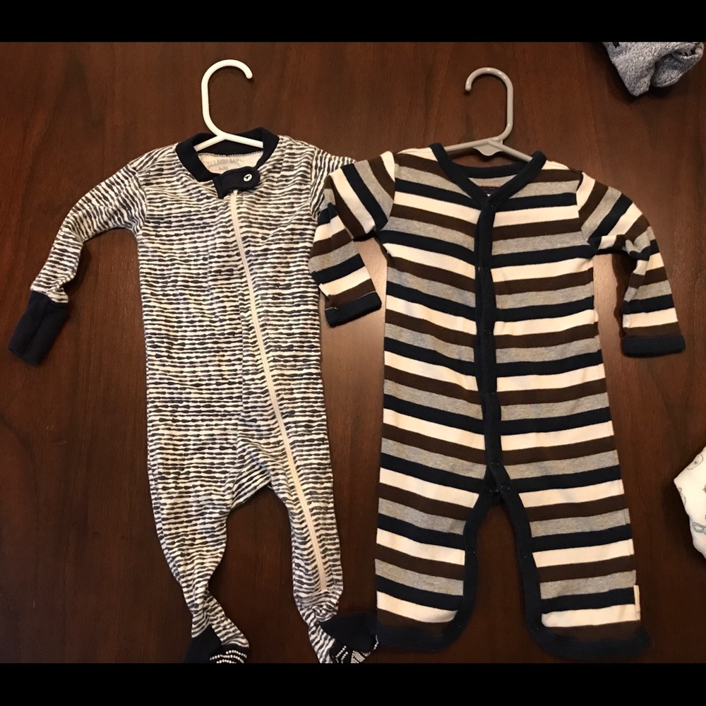 0-3mo Burt’s Bees baby sleepers
